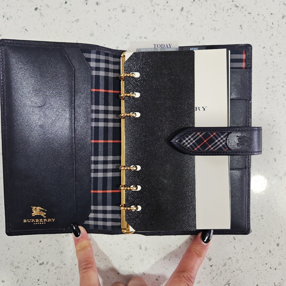BURBERRY AGENDA